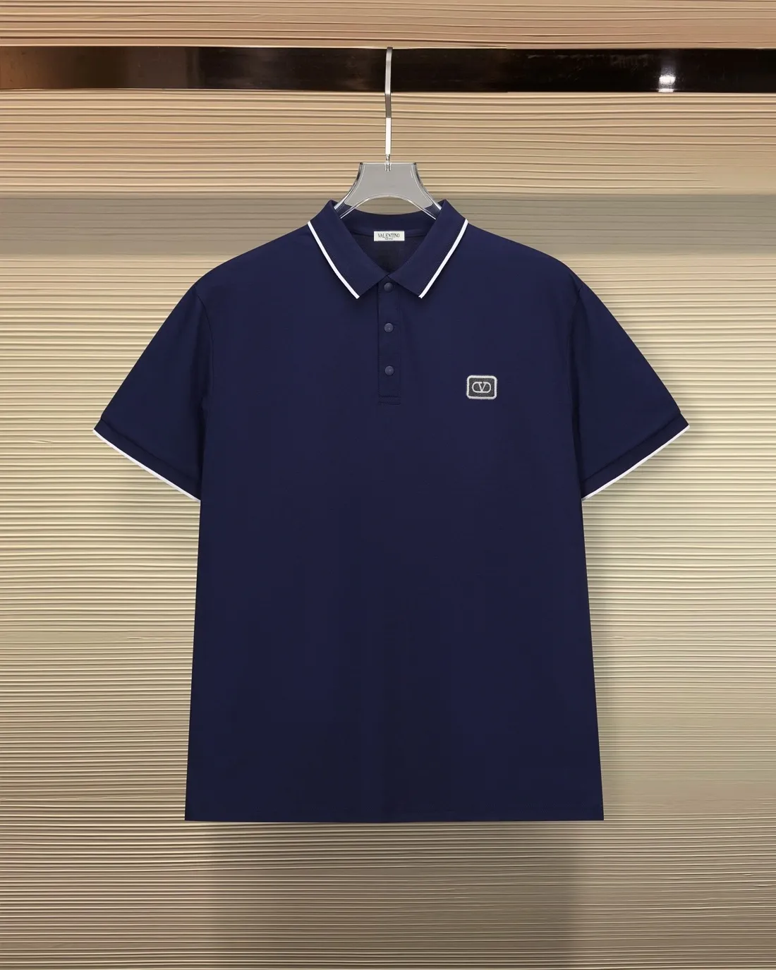 Valentino* Classic logo 🔥 POLO ✅ Quality ‼ ●100% ●50% 50% ● 200g ● ● 1：1 ● ●Size：M L XL XXL XXXL